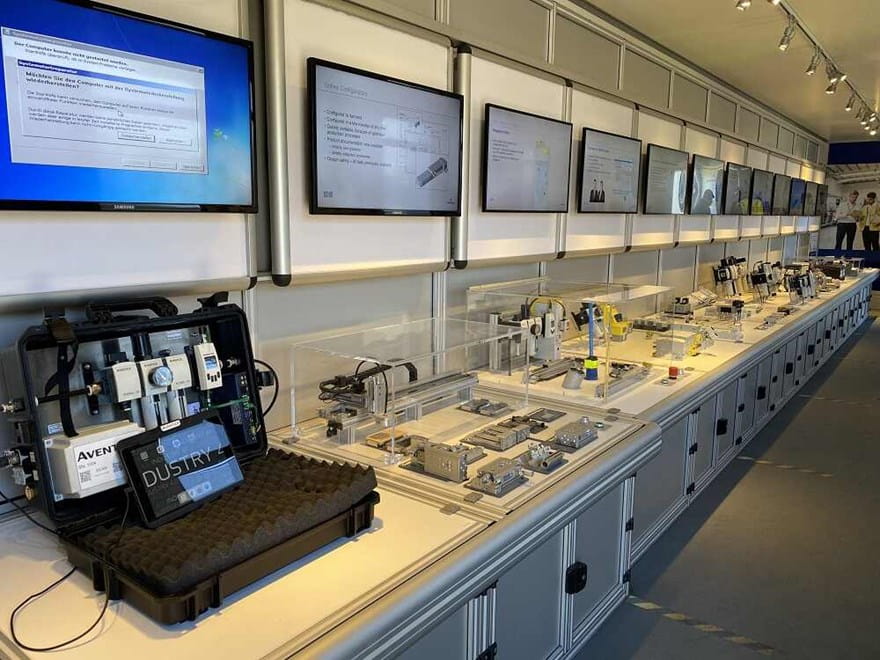 Roadshow review image