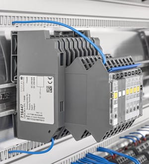 Lutze locc box DC circuit protection mounted onto din rail