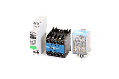 Three relays/contactors, A installation contactor, an industrial contactor and industrial relay